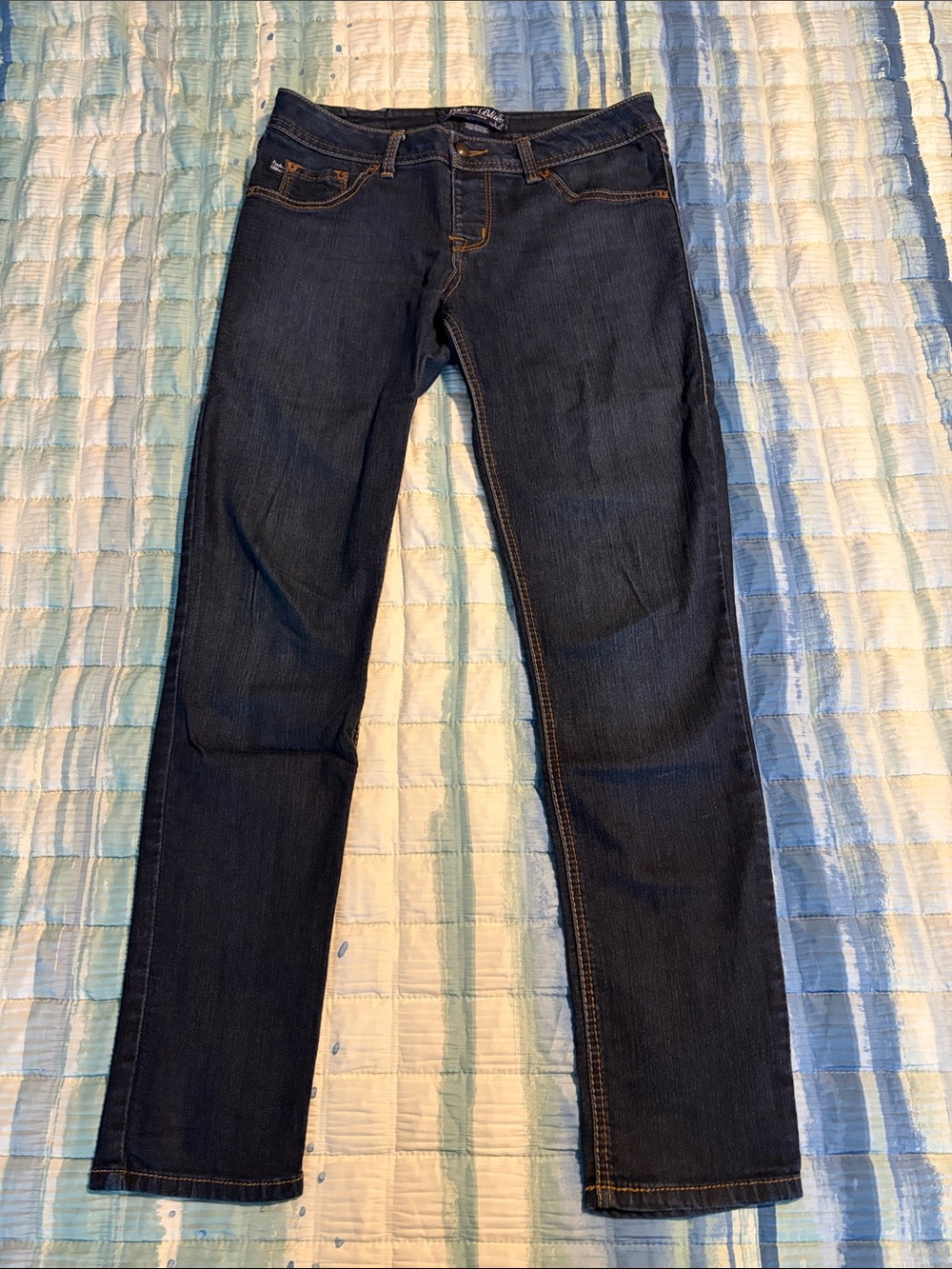 Women's Slim Jeans in Dark Blue - Classic Slim Fit
